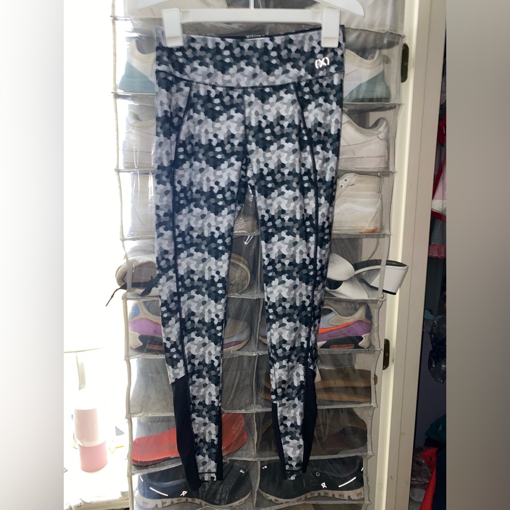 2(X)ist women’s leggings!